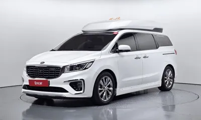 Kia Canival · 2020 год