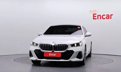 BMW 5-Series 2025, 2647 км, за 67900000 KRW - фото 3