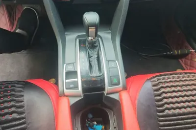 Honda Civic 2016, 88800 км, за 65458.48 CNY - фото 16