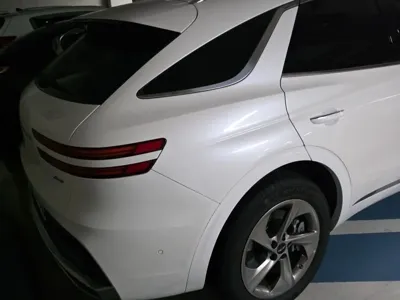 Genesis GV70 2025, 12000 км, за 36130000 KRW