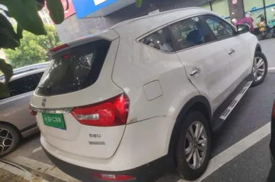 Dongfeng Fengon 580 2017, 70600 км, за 30332.54 CNY
