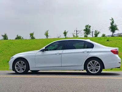 BMW 3 Series 2016, 123800 км, за 47699 CNY