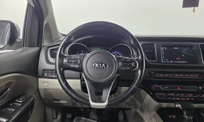 Kia Canival 2019, 156450 км, за 8600000 KRW - фото 15