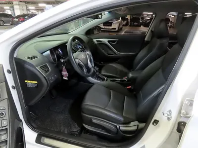 Hyundai Avante 2015, 42609 км, за 6990000 KRW - фото 11