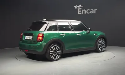 MINI Cooper 2021, 31160 км, за 20500000 KRW