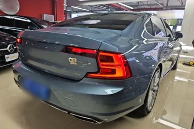 Volvo S90 2018, 117200 км, за 119066.43 CNY - фото 6