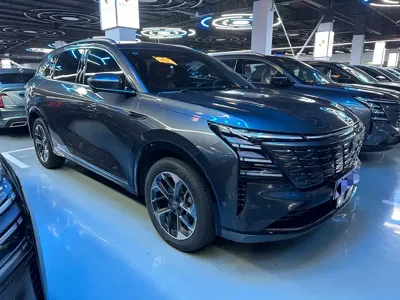 Changan 长安CS75PLUS 2024, 4000 км, за 76600 CNY