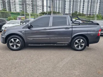 KG_Mobility_Ssangyong KORANDO 2017, 161873 км, за 9000000 KRW