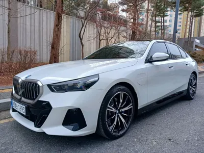 BMW 5-Series 2026, 436 км, за 55820000 KRW - фото 3