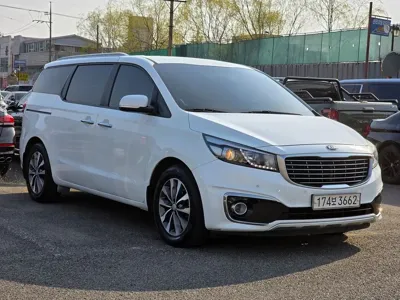 Kia Canival · 2016 год