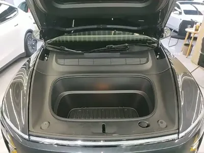 Tesla Model Y 2025, 28100 км, за 219500 CNY - фото 20