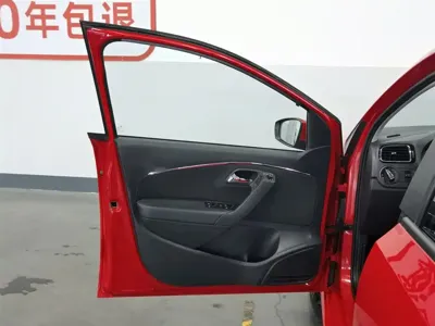 Volkswagen Polo 2018, 22100 км, за 37800 CNY - фото 8
