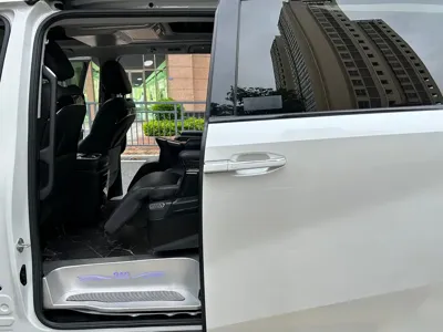 GAC Motor Trumpchi M8 2023, 88000 км, за 136800 CNY - фото 15