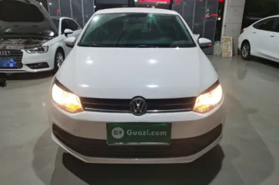 Volkswagen Polo 2016, 109300 км, за 41134.51 CNY
