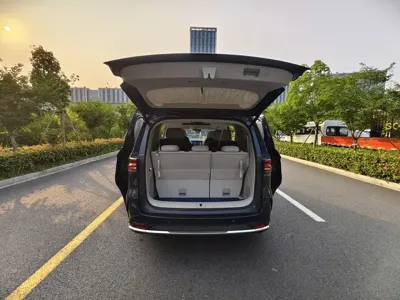 Roewe iMAX8 2022, 155000 км, за 67800 CNY - фото 17
