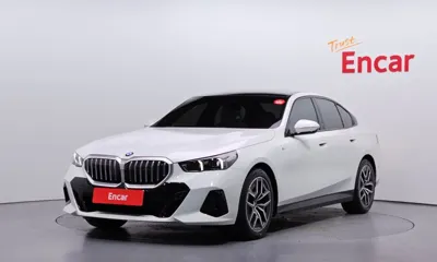 BMW 5-Series · 2025 год