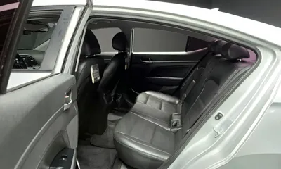 Hyundai Avante 2018, 73502 км, за 9900000 KRW - фото 11