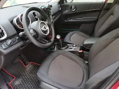 MINI Mini Countryman 2019, 99000 км, за 68800 CNY
