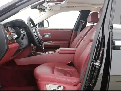 Rolls-Royce Ghost 2010, 110000 км, за 999000 CNY