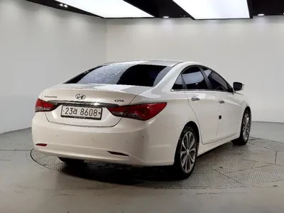 Hyundai Sonata 2014, 168298 км, за 3700000 KRW
