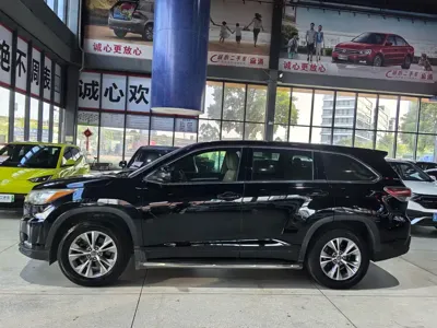Toyota Highlander 2016, 160000 км, за 66600 CNY