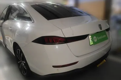 Roewe D7 2025, 11800 км, за 74505.74 CNY