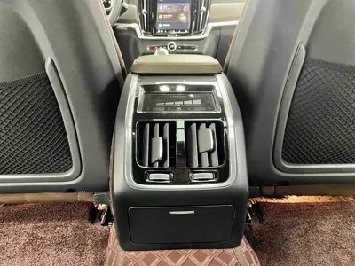 Volvo S90 2022, 40000 км, за 159800 CNY - фото 9