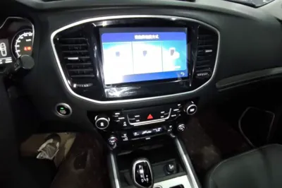 Geely Auto Vision X6 2016, 63800 км, за 37565.58 CNY - фото 15