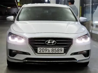 Hyundai Grandeur 2019, 108190 км, за 13500000 KRW