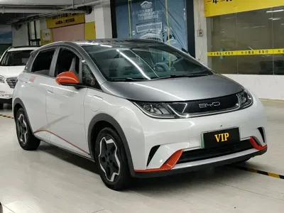 BYD Dolphin 2022, 27000 км, за 56800 CNY