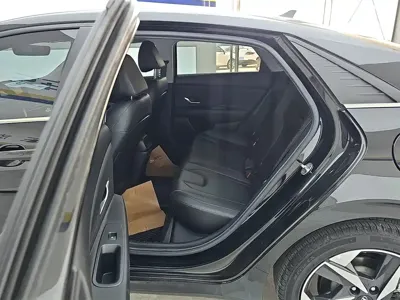 Hyundai Elantra 2021, 27799 км, за 59000 CNY - фото 11