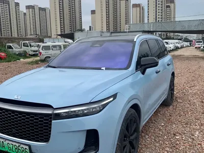 Li Auto Li ONE · 2022 год