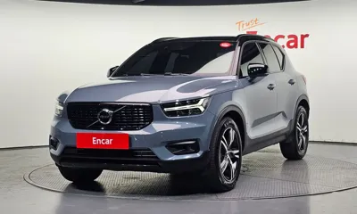 Volvo XC40 · 2020 год