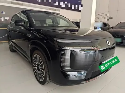 Denza 腾势N8L 2025, 7500 км, за 287100 CNY