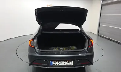 Hyundai Sonata 2023, 56587 км, за 23000000 KRW - фото 20