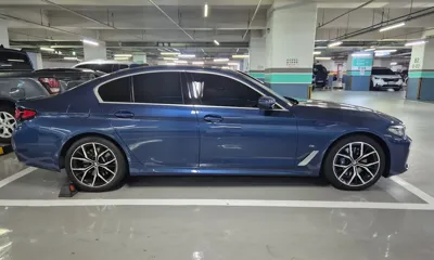 BMW 5-Series 2021, 107000 км, за 30170000 KRW