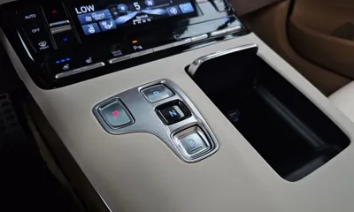 Hyundai Grandeur 2020, 94106 км, за 99990000 KRW - фото 9