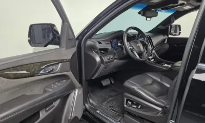 Cadillac Escalade 2016, 50027 км, за 41690000 KRW - фото 10