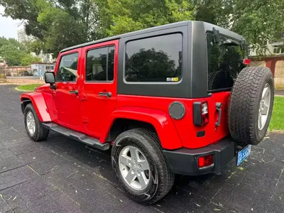 Jeep Wrangler 2014, 170000 км, за 79800 CNY