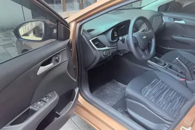 Chevrolet Cavalier 2016, 80300 км, за 36854.14 CNY - фото 18