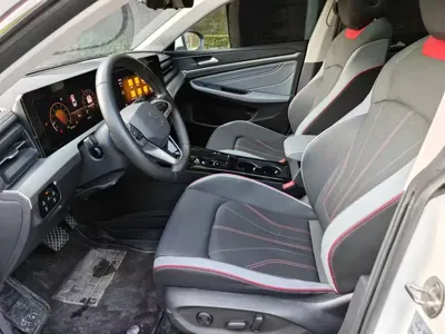 Volkswagen Lamando 2023, 70000 км, за 78800 CNY - фото 11
