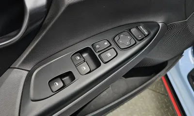 Hyundai Veloster 2019, 97333 км, за 12900000 KRW - фото 28