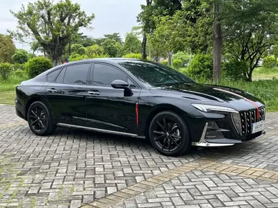 Hongqi Hongqi H6 2023, 39800 км, за 98800 CNY