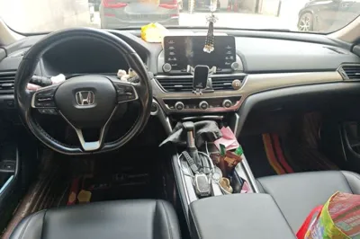 Honda Accord 2018, 72000 км, за 90460.58 CNY - фото 9