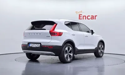 Volvo XC40 2025, 7897 км, за 43900000 KRW