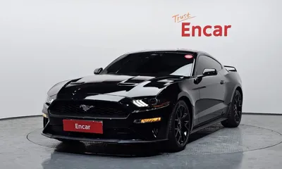 Ford Mustang · 2023 год