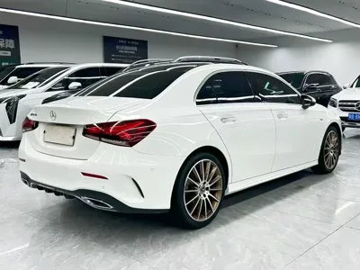Mercedes-Benz A-Class 2019, 60000 км, за 90800 CNY - фото 6