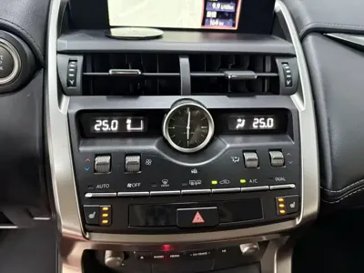 Lexus NX 2019, 68000 км, за 159900 CNY - фото 14