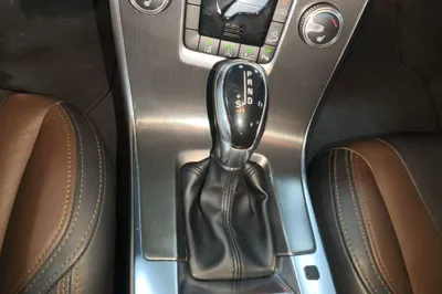 Volvo XC60 2016, 145100 км, за 62065.46 CNY - фото 16