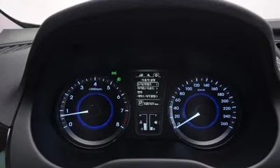 Hyundai Grandeur 2015, 108191 км, за 6500000 KRW - фото 8